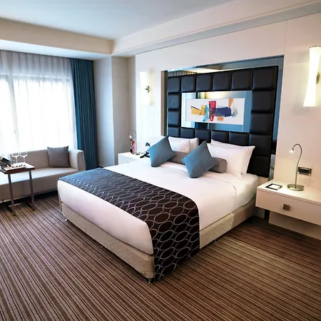 Ramada Plaza By Wyndham Tekstilkent ホテル 5*