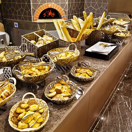 Ramada Plaza By Wyndham Tekstilkent Stambuł