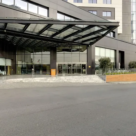 Hotel Ramada Plaza By Wyndham Tekstilkent