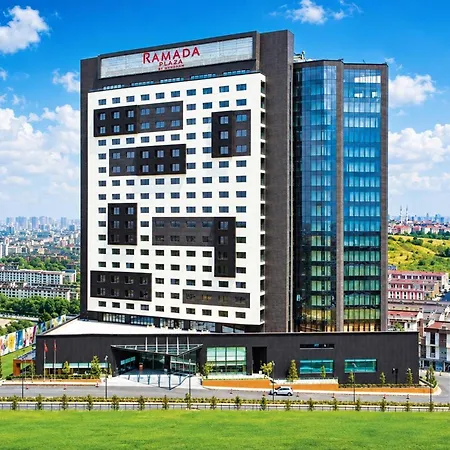 Ramada Plaza By Wyndham Tekstilkent 5*