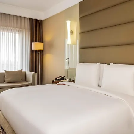 Ramada Plaza By Wyndham Tekstilkent Hotel 5*