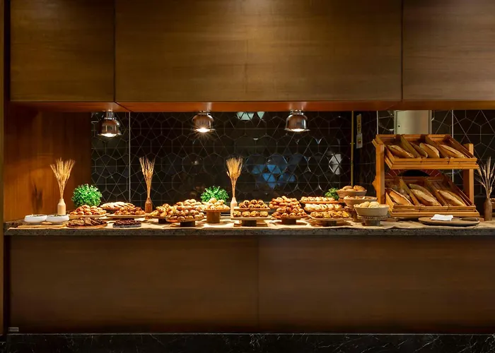 Ramada Plaza By Wyndham Tekstilkent 5*