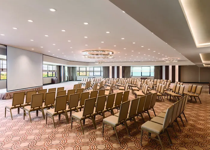 Ramada Plaza By Wyndham Tekstilkent Отель 5*