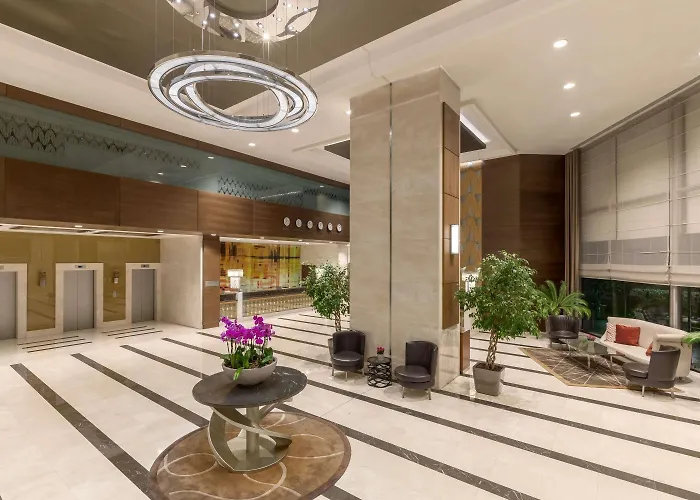 Отель Ramada Plaza By Wyndham Tekstilkent