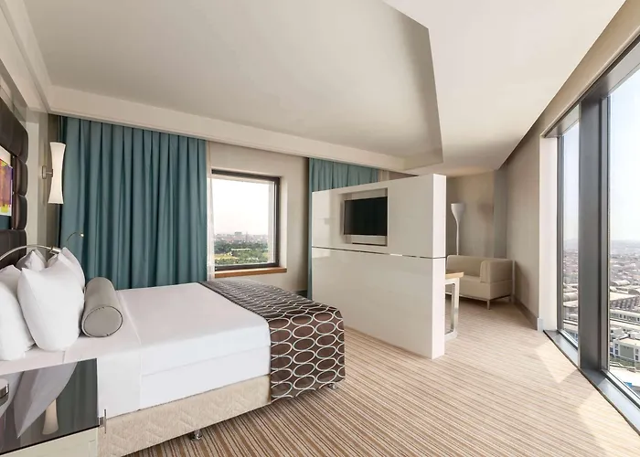 Ramada Plaza By Wyndham Tekstilkent 5* Стамбул