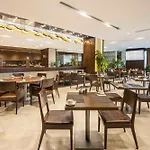 Hotell Ramada Plaza By Wyndham Tekstilkent Istanbul