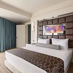 Ramada Plaza By Wyndham Tekstilkent