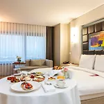 Ramada Plaza By Wyndham Tekstilkent 5* 이스탄불