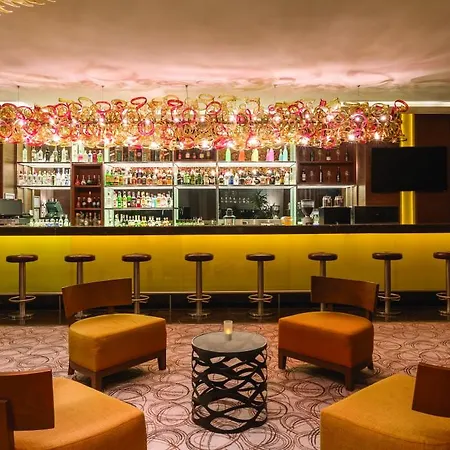 Ramada Plaza By Wyndham Tekstilkent Ξενοδοχείο 5*