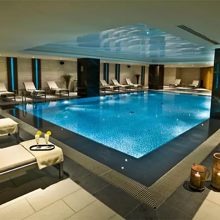 Ramada Plaza By Wyndham Tekstilkent Ξενοδοχείο 5*